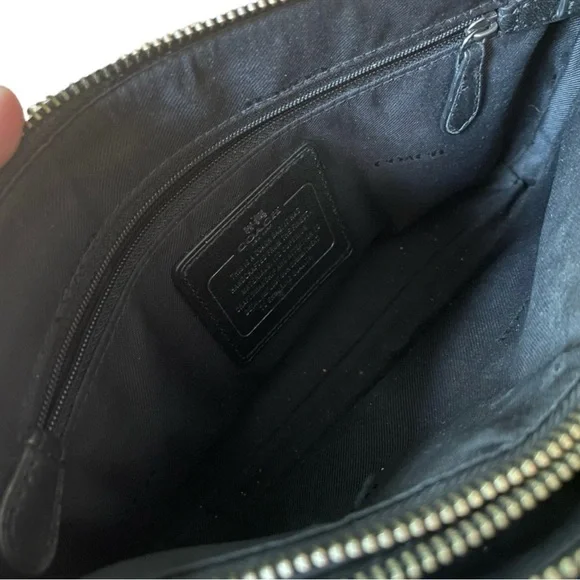 Rare Coach Holo Oil Slick Crossbody - Picture 9 of 12